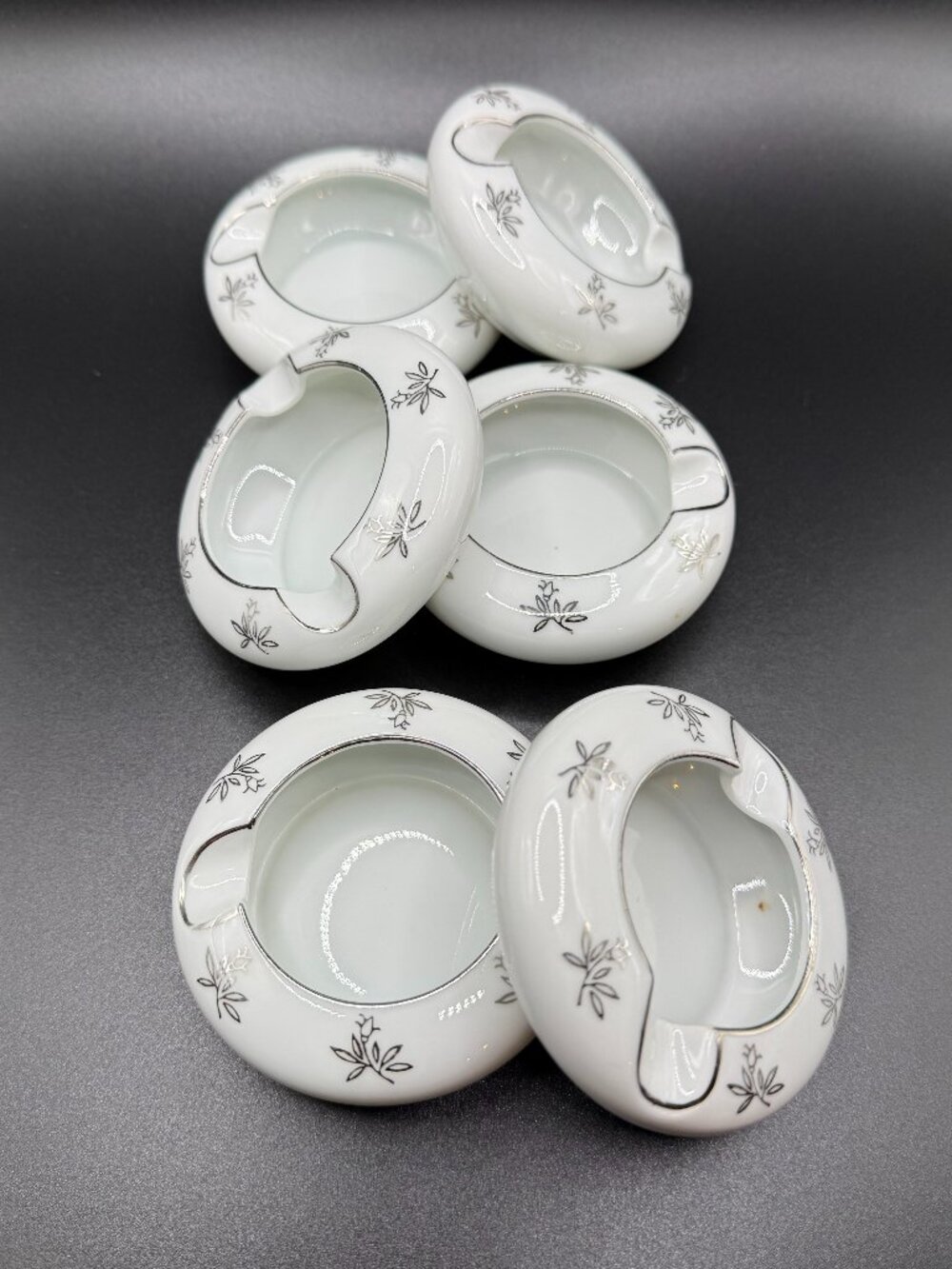 VTG Fukagawa 'Arita' Personal Hand painted Ashtrays Collection